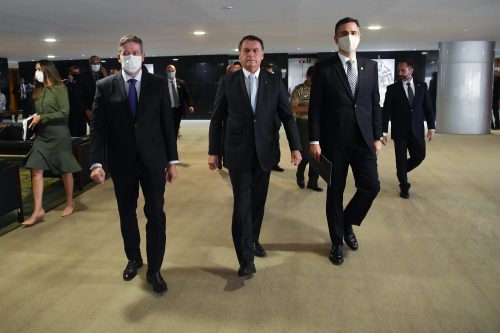 A volta do mecanismo