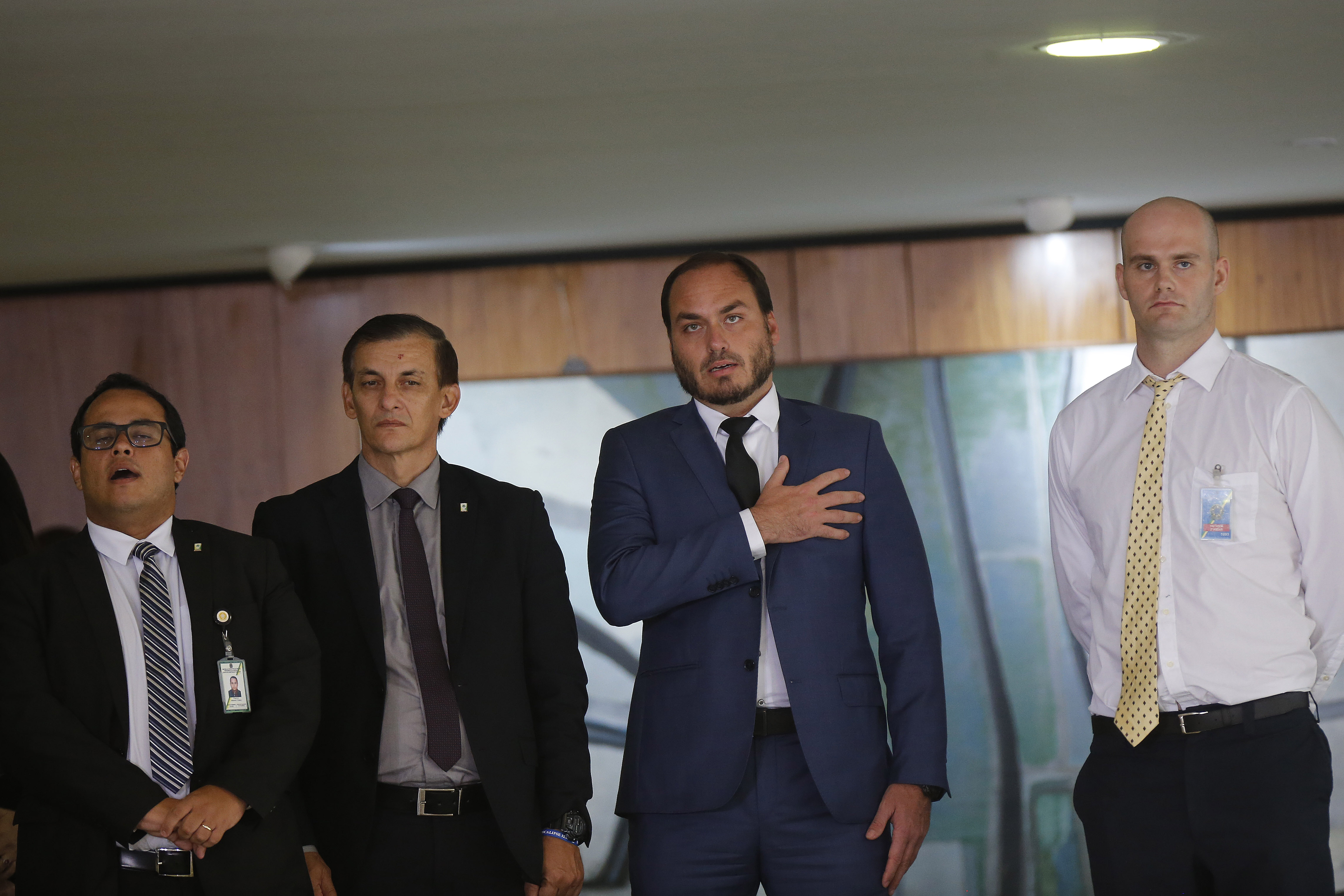 Carluxo se junta a Nikolas em peregrinação rumo a Brasília