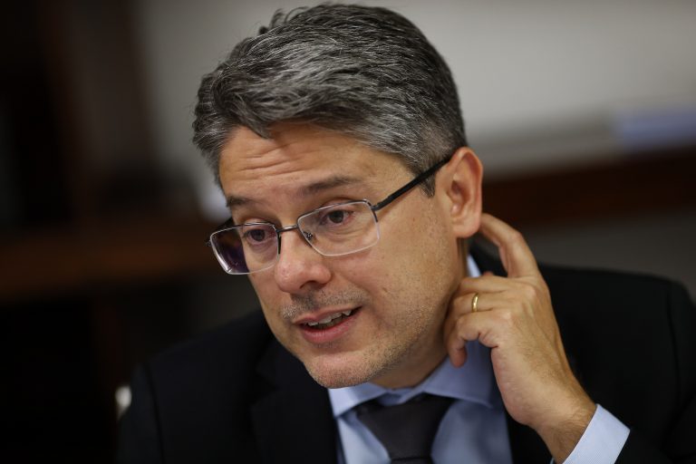 Vieira anuncia neutralidade no segundo turno entre Lula e Flávio