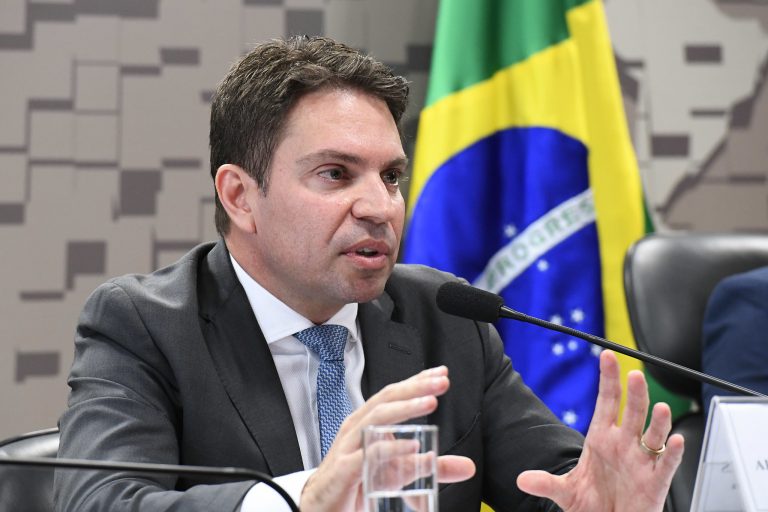 Ministério da Justiça envia aos EUA pedido de extradição de Ramagem