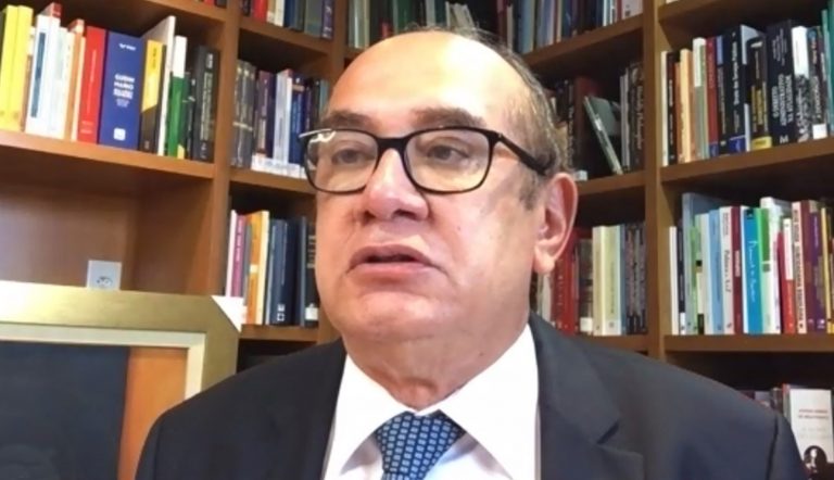 O que o relatório da PF diz sobre ministros do STF
