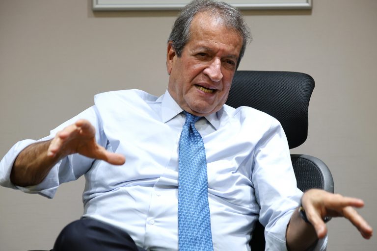Por que Valdemar Costa Neto jogou as emendas no Turismo