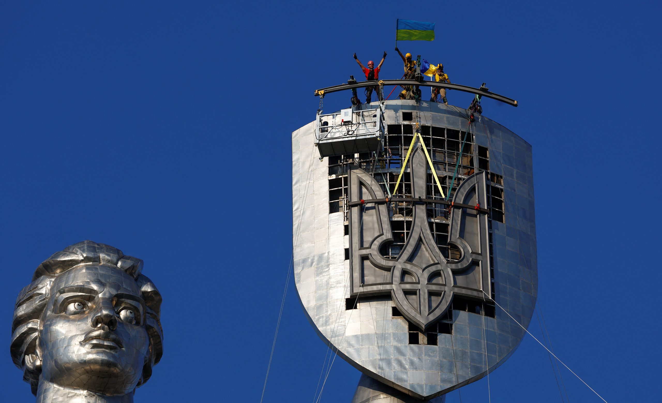 Reforma de monumento na Ucrânia atinge Rússia Crusoé