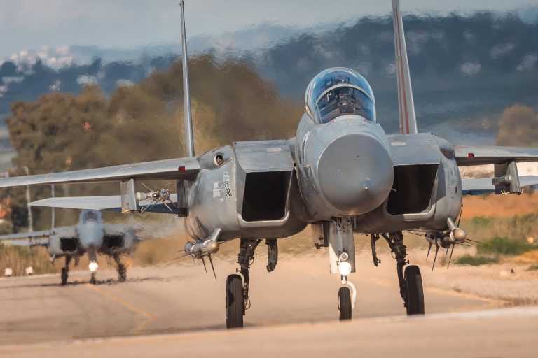 Israel volta a atacar o Hezbollah no Líbano