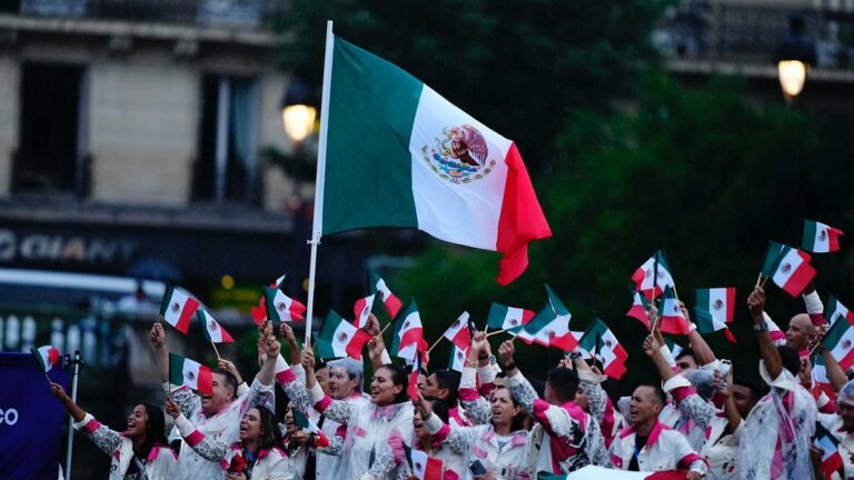 Brasil assume embaixada mexicana no Peru