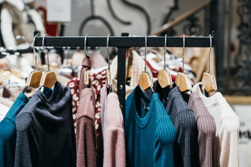 Loja de roupas que havia deixado o Brasil está de volta