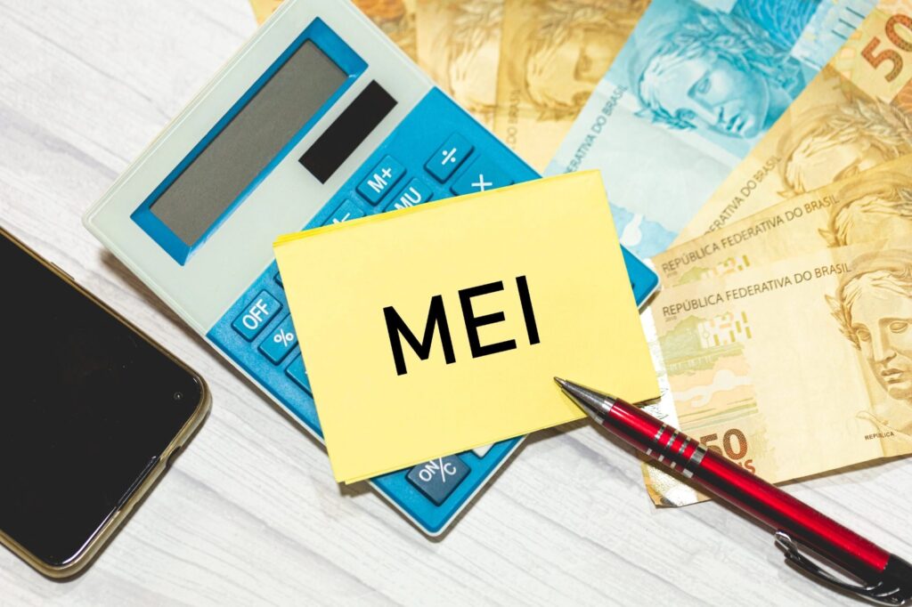 Como autônomos e MEIs devem declarar o Imposto de Renda em 2025