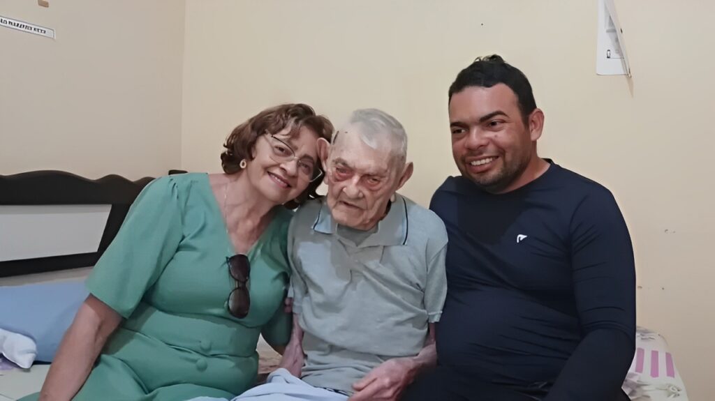 Guinness confirma: brasileiro se torna o homem mais velho vivo no planeta
