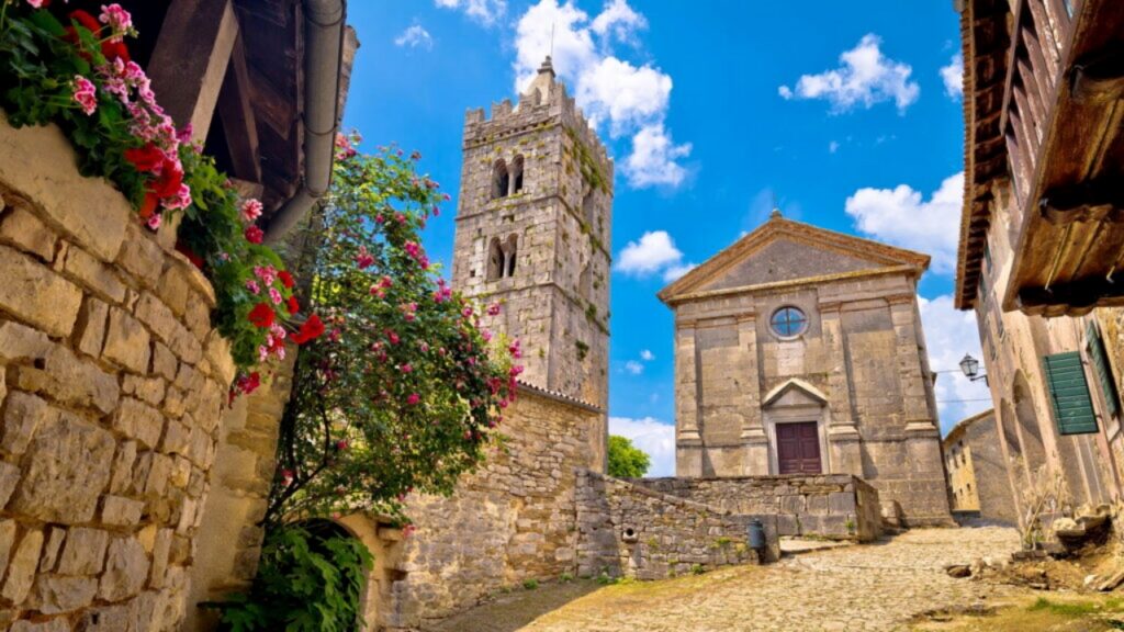 Como é viver na menor cidade do planeta em pleno século 21