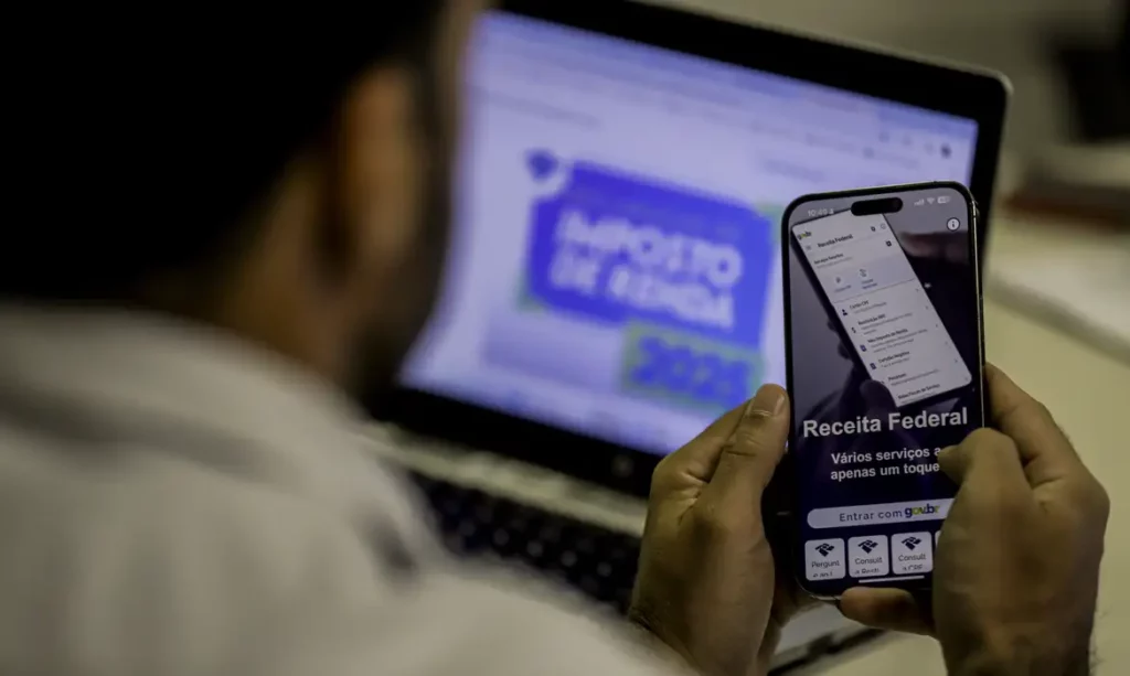 IR 2025: Saiba se você está entre os primeiros a receber a restituição e como verificar