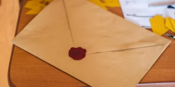 Como enviar correspondência gastando quase nada