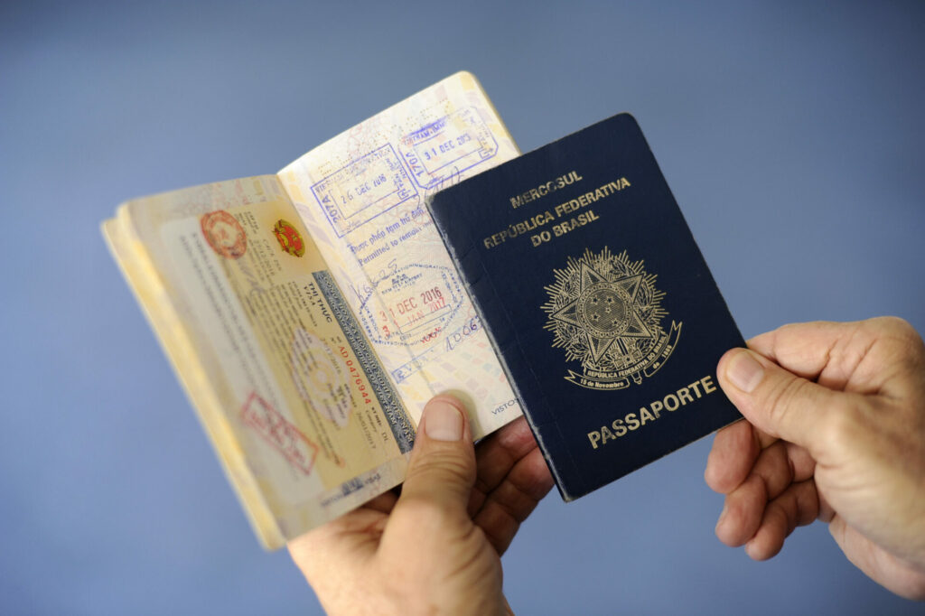 Como consultar o status do seu passaporte na Polícia Federal
