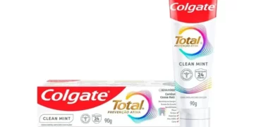 Relatos foram feitos com reações alérgicas causadas pelo uso do Colgate Total Clean Mint.