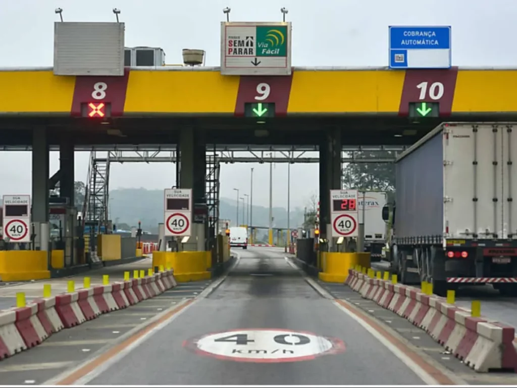 Motoristas enfrentam nova surpresa nos pedágios brasileiros