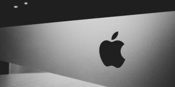 - Apple prepara iPhone com visual totalmente novo