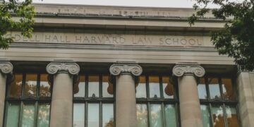 - Harvard oferece ensino gratuito para impulsionar sua carreira