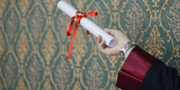 - Diplomas certeiros para arrumar emprego rápido