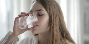 Quantos litros de água precisa beber por dia?