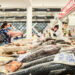 Esqueça o salmão: peixe barato tem mais cálcio que o leite e traz saúde pro corpo