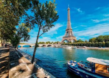 Nova exigência para viajar à Europa é adiada para 2026 e terá taxa de €20
