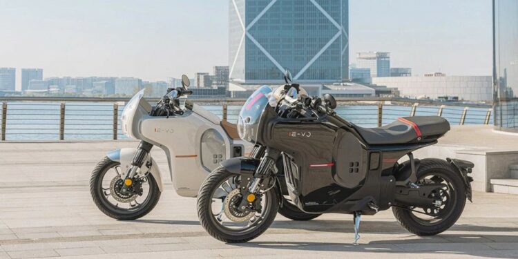 Honda estreou no mercado de motos elétricas com modelo de até 120 km/h