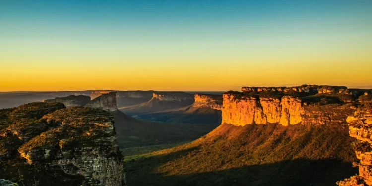 Os 5 melhores lugares para aventuras radicais no Brasil