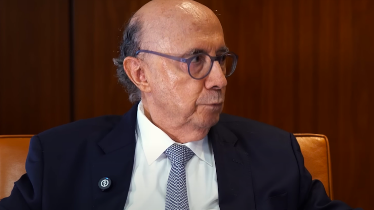 Meirelles receita ajuste fiscal contra 'tarifaço'