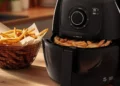 Descubra o motivo que fez muitos largarem a air fryer