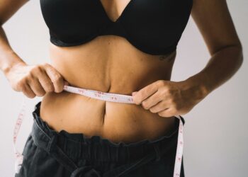 Quer perder a barriga? Conheça os superalimentos indicados por especialista