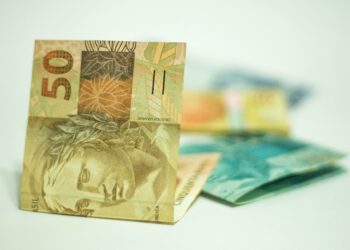 Transações acima de R$30 mil podem te complicar com a Receita Federal