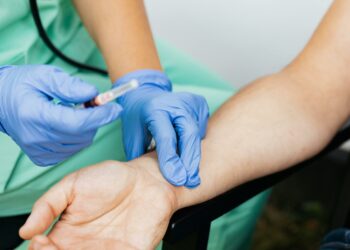 3 cânceres com sintomas imperceptíveis que podem ser fatais