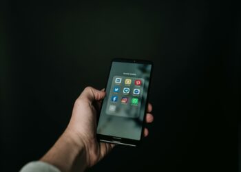 Hackers podem usar nova tecnologia no WhatsApp para invadir contas