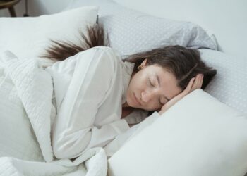 Não lembra dos sonhos? Entenda o impacto disso no seu cérebro