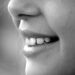 Dentista revela melhor técnica caseira para dentes mais brancos