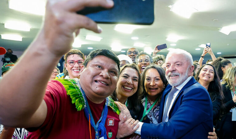 Lula está em busca de álibi para pular fora em 2026?