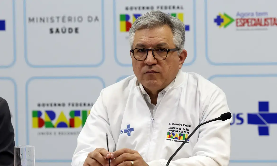 E o visto americano do Alexandre Padilha?