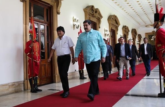 Por que a Bolívia afastou o socialismo, mas a Venezuela não?