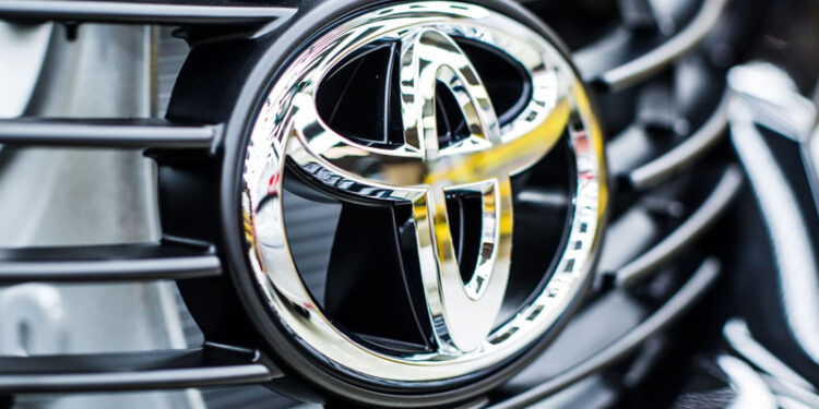 Qual é o carro da Toyota mais vendido? Veja o modelo campeão