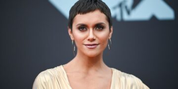Hollywood por trás das câmeras: Atriz revela os custos secretos da fama