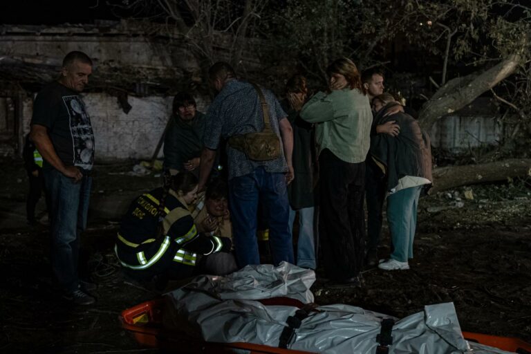 O balanço da “matança horrível e deliberada de civis” em Kiev