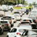Dica simples para evitar que alguém fique colado ao seu carro no trânsito