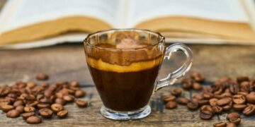 O tipo de café que ajuda sua saúde e pouca gente conhece