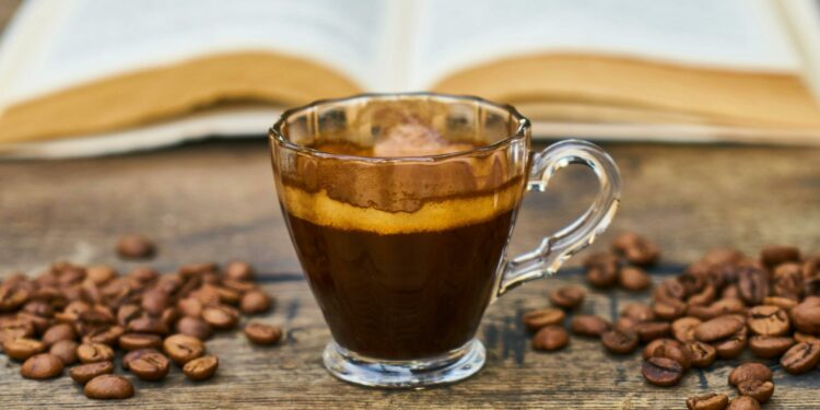 O tipo de café que ajuda sua saúde e pouca gente conhece