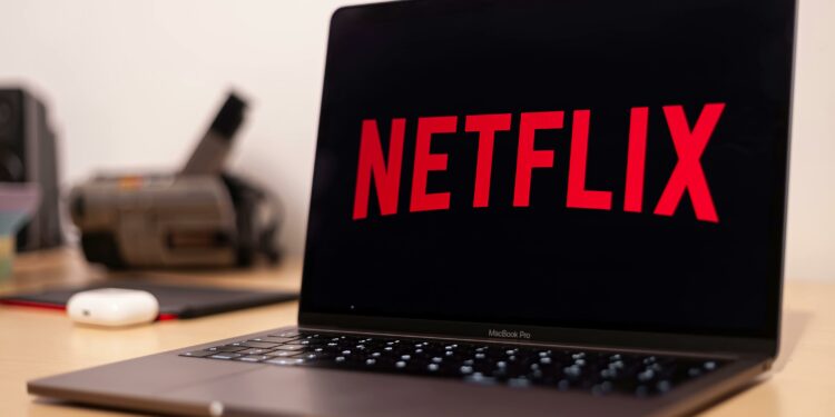 Adeus à favorita dos fãs: Netflix cancela série de sucesso e gera revolta entre o público