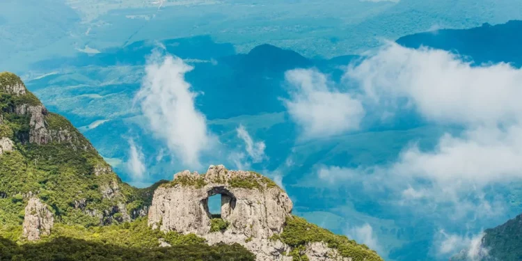 Você jamais imaginaria que esta cidade do Brasil conquistou turistas do planeta inteiro