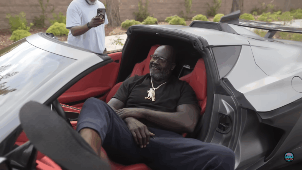 Shaquille O'Neal insistiu em comprar um Corvette Z06 no qual não