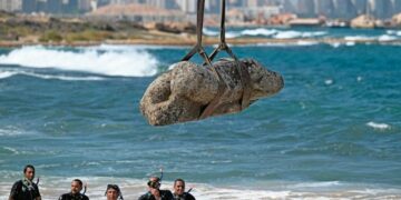 Egito revela vestígios de cidade submersa com mais de 2 mil anos