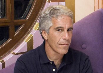 Jeffrey Epstein estava ligado às mais altas camadas da riqueza e da política: mas de onde veio sua fortuna?