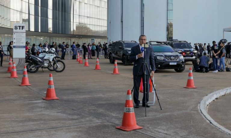 STF usa esquema de segurança para mandar mensagem