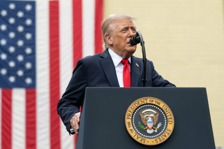 As novas tarifas de Trump sobre produtos farmacêuticos